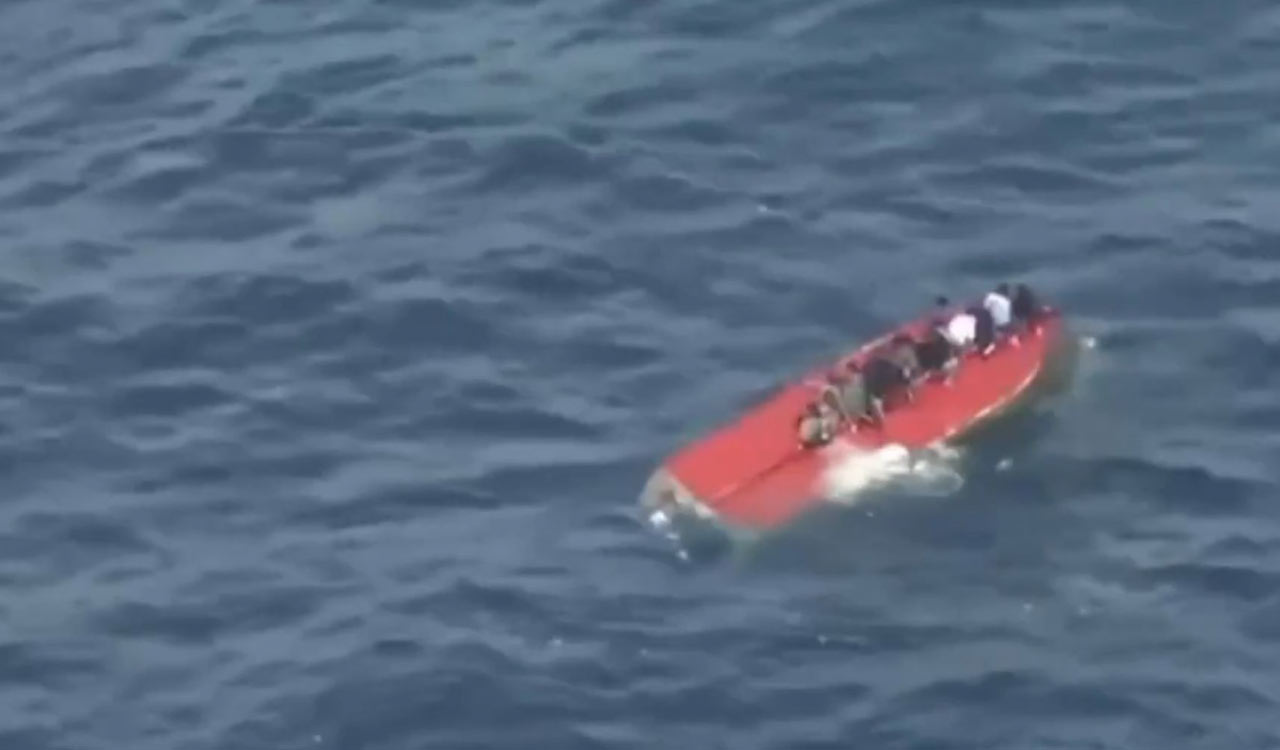 Over 80 migrants missing after boat capsizes off Libyan coast