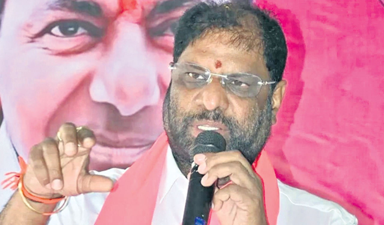 MP Ravichandra condemns attack on KCR’s camp office in Gajwel