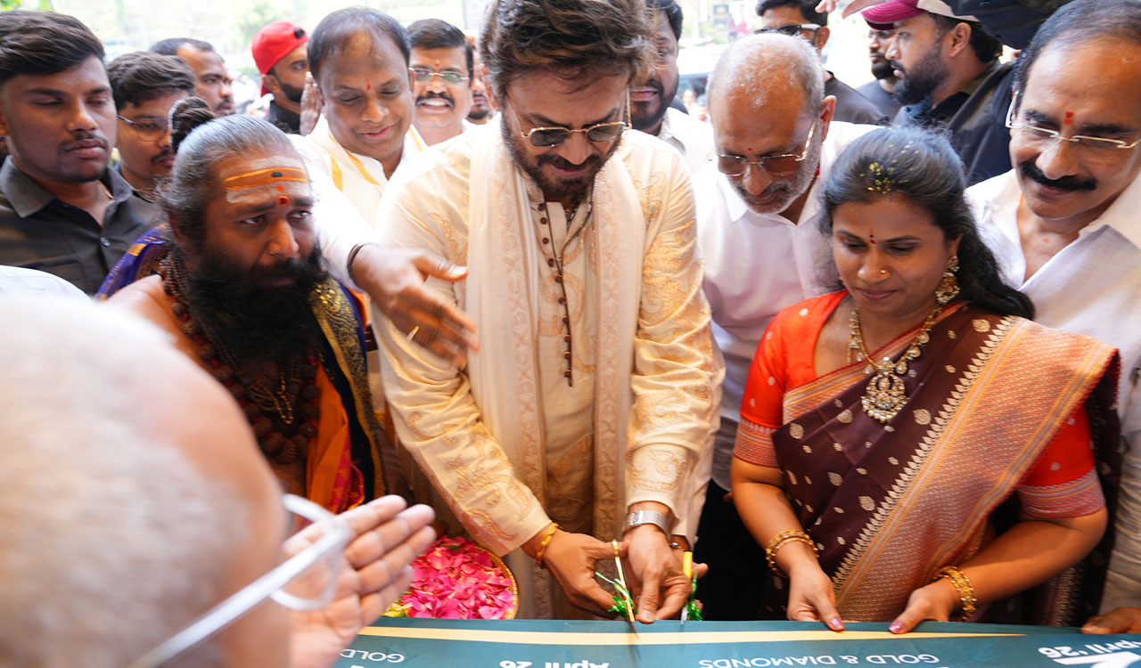 Marri Gold and Diamonds opens mega showroom near Kukatpally Metro Station