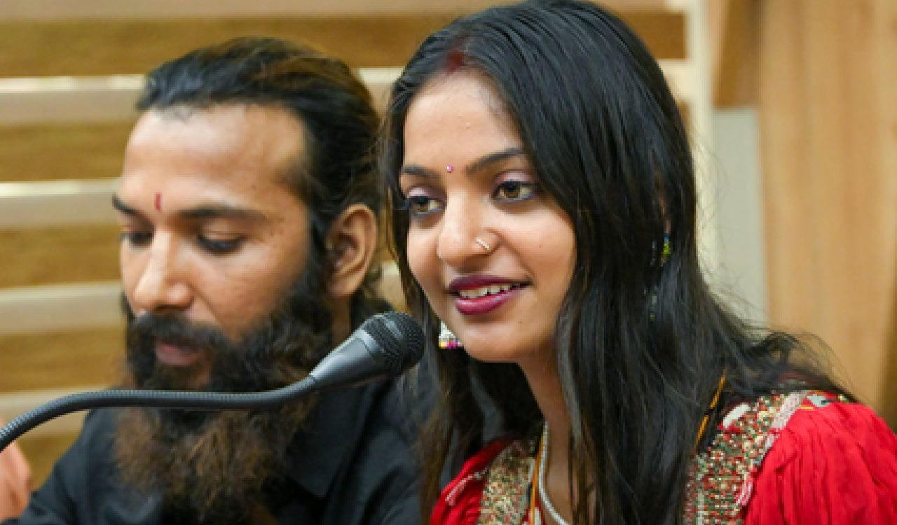 Kerala–MP face off over ‘viral Kumbh girl’ marriage as DGP to appear before national panel