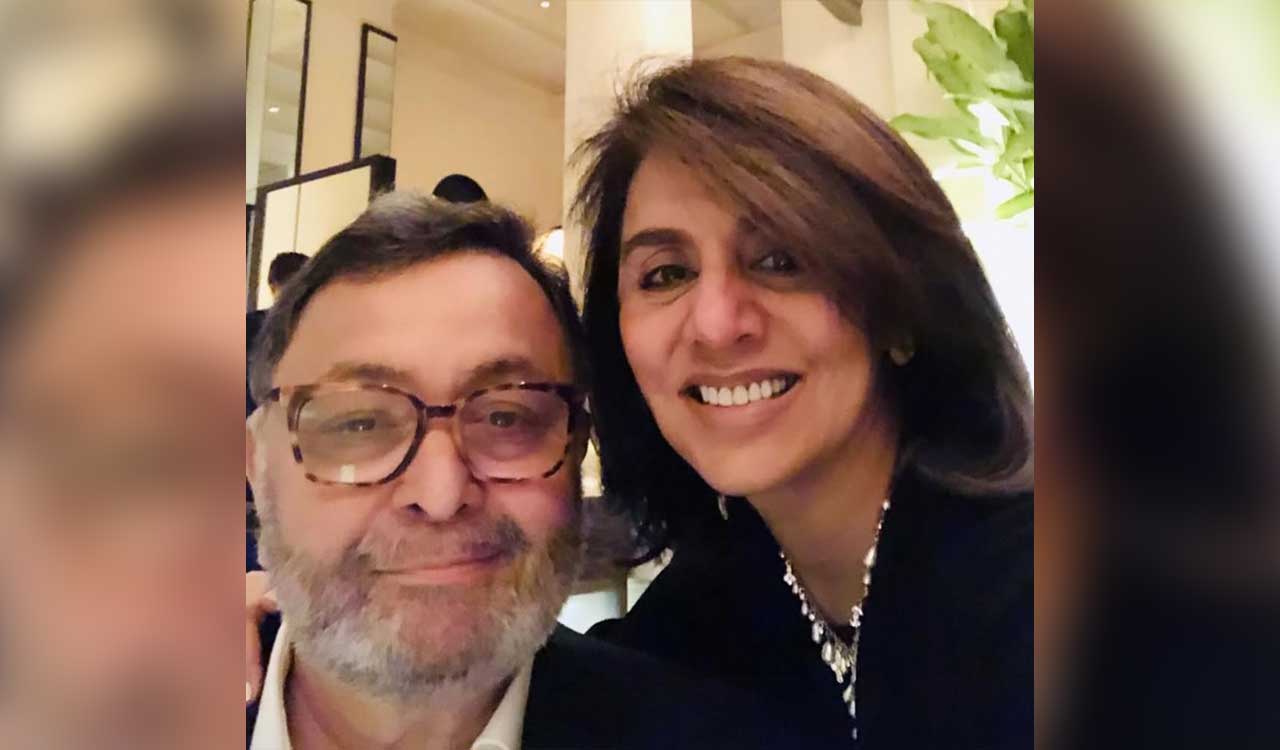 Neetu Kapoor shares picture with late Rishi Kapoor on 47th engagement anniversary