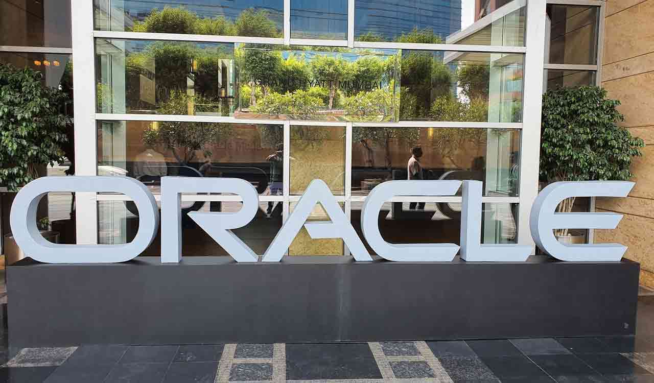 Oracle may cut up to 30,000 jobs, employees report sudden emails