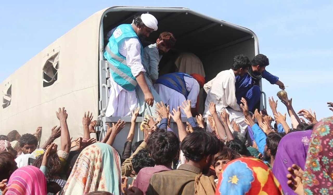 Pakistan among top 10 fragile countries facing severe food insecurity: UN-backed report