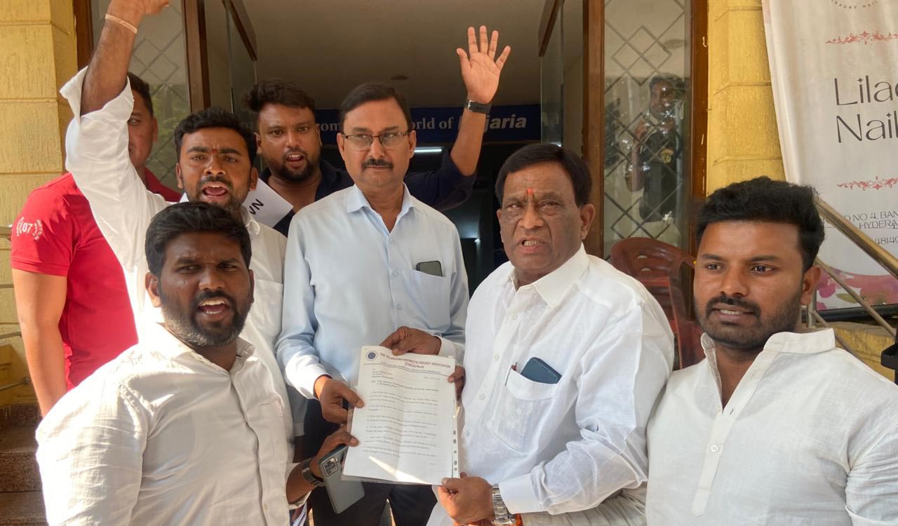 Protest against SRH over Telangana players’ neglect