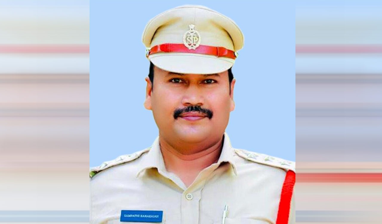 Two police officers caught taking bribe at Shamshabad airport outpost