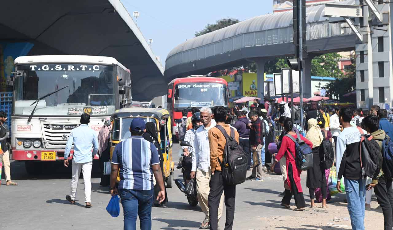 TGSRTC strike causes Rs 35 crore loss, services resume in Telangana