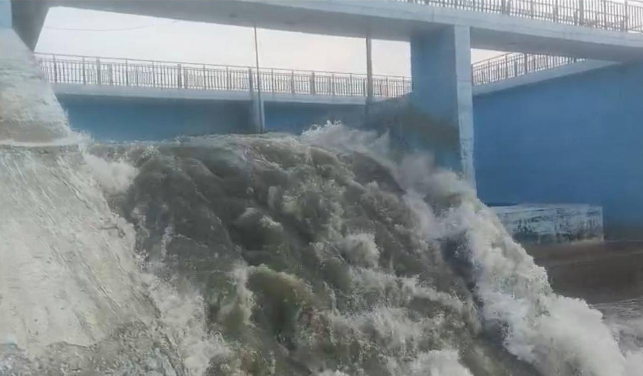 Pumping into Ranganyaka Sagar commenced