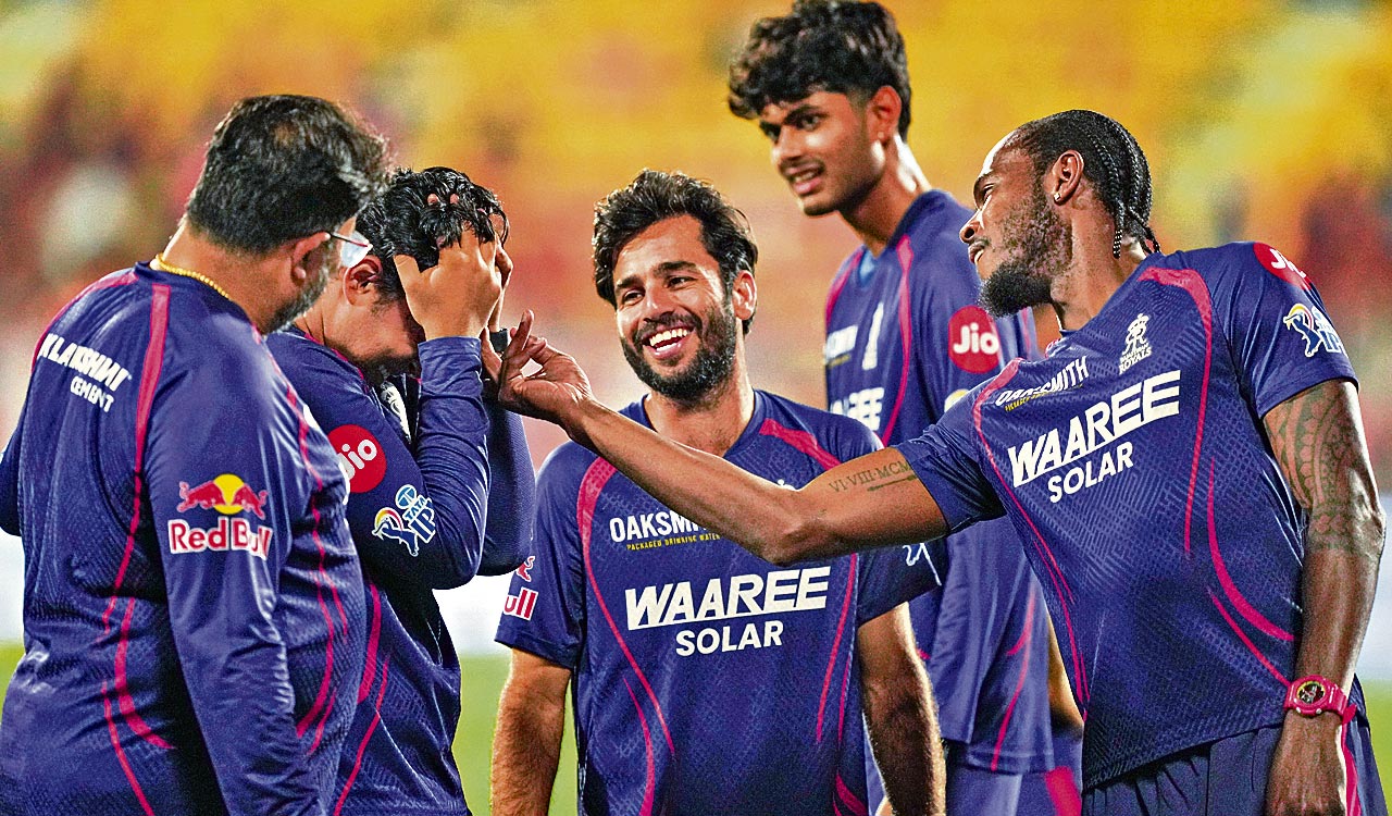 Royals look to extend unbeaten run as SRH struggle for form