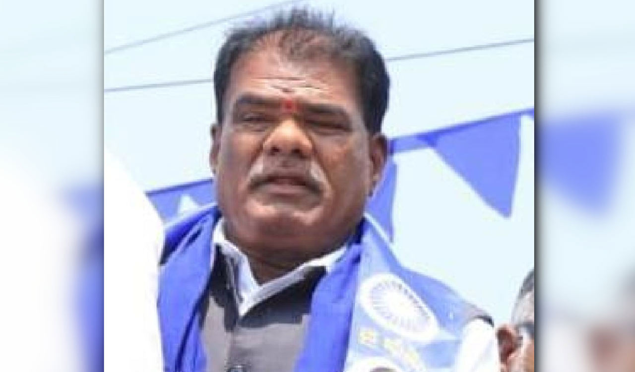 SC, ST Commission chief alleges snub by Siddipet Collector