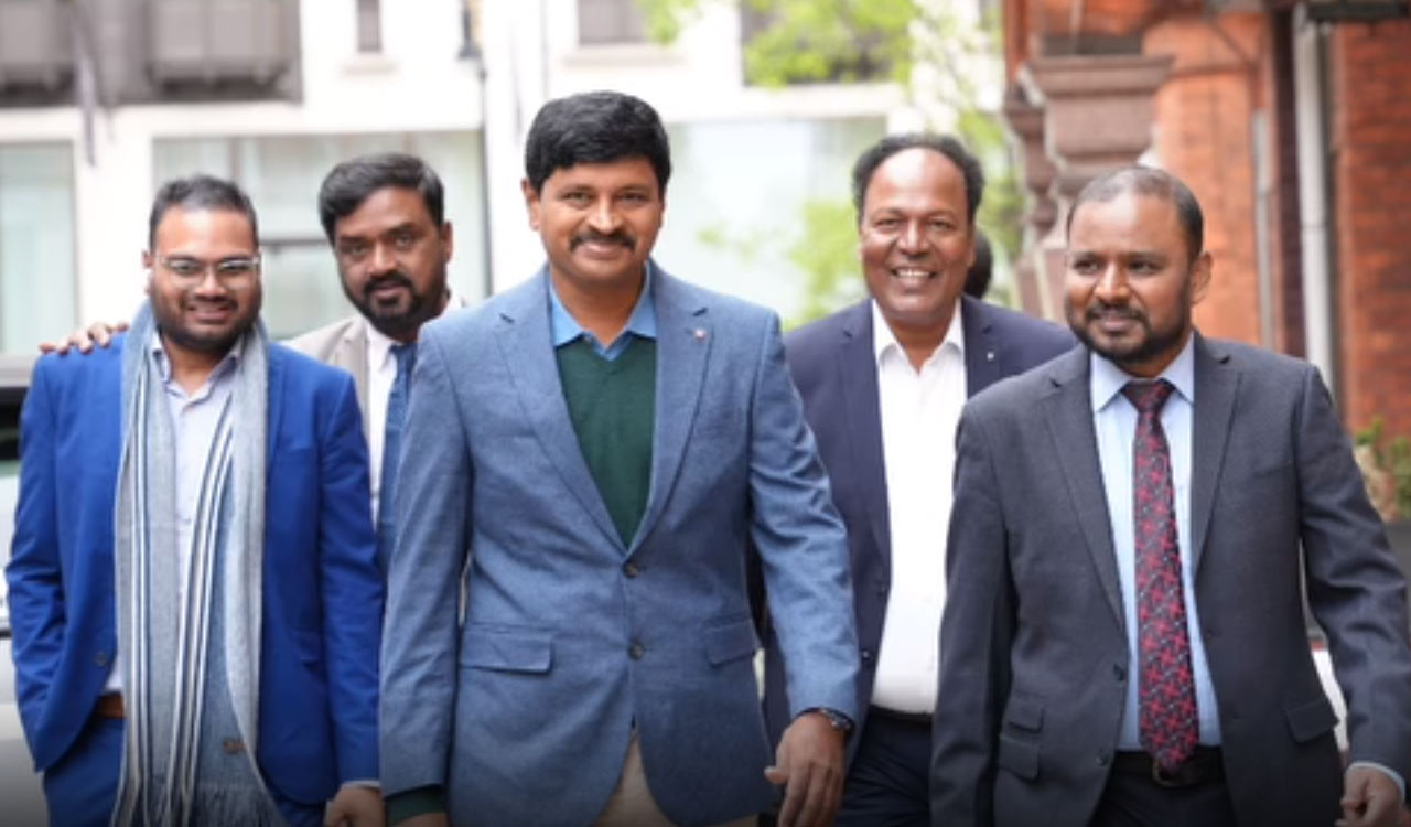 Former MP Santosh Kumar showcases Green India model at Commonwealth Meet