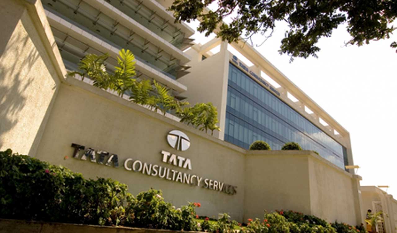 Nida Khan suspended by TCS over alleged conversion case in Nashik