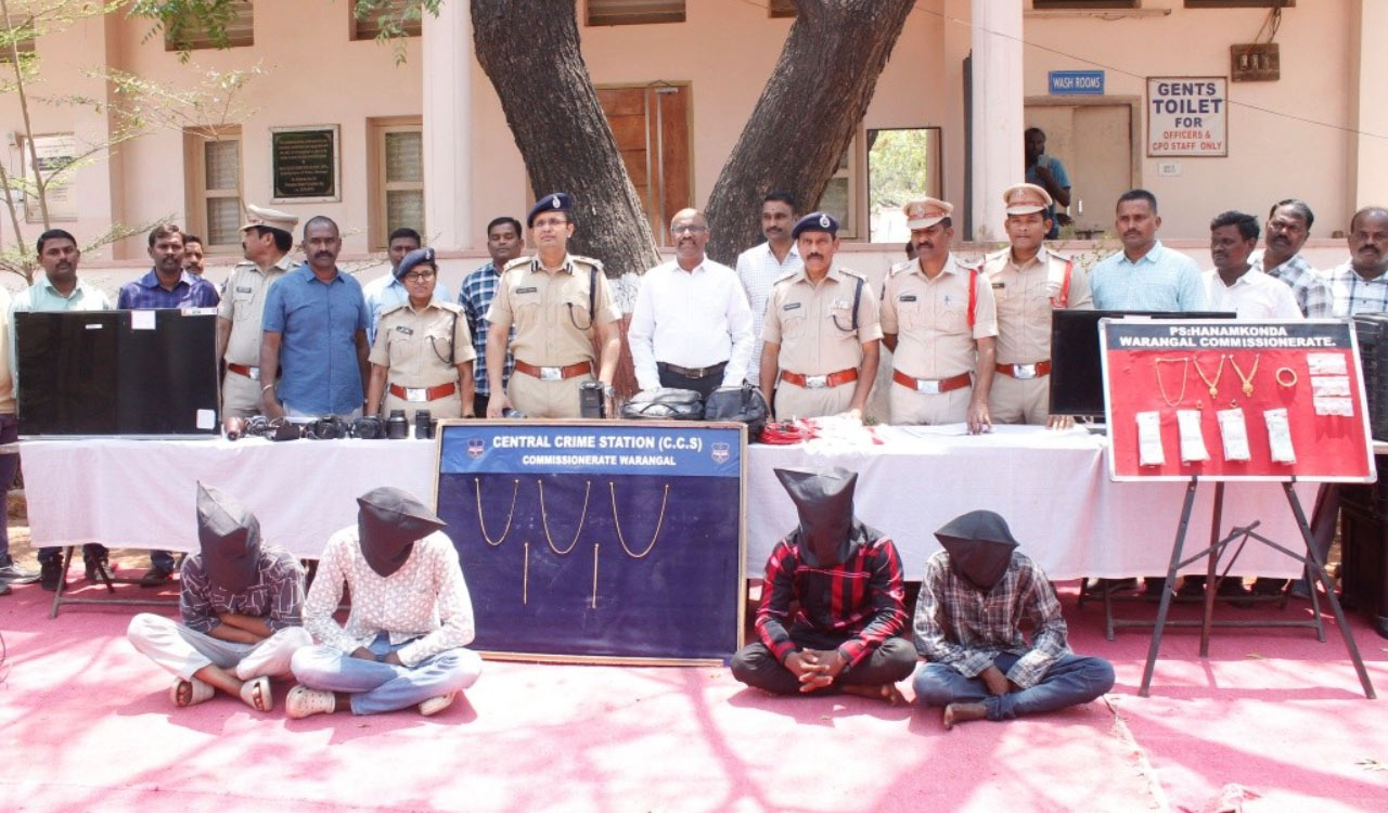 Warangal police arrest inter-state chain snatching gang, recover gold worth Rs 15.20 lakh