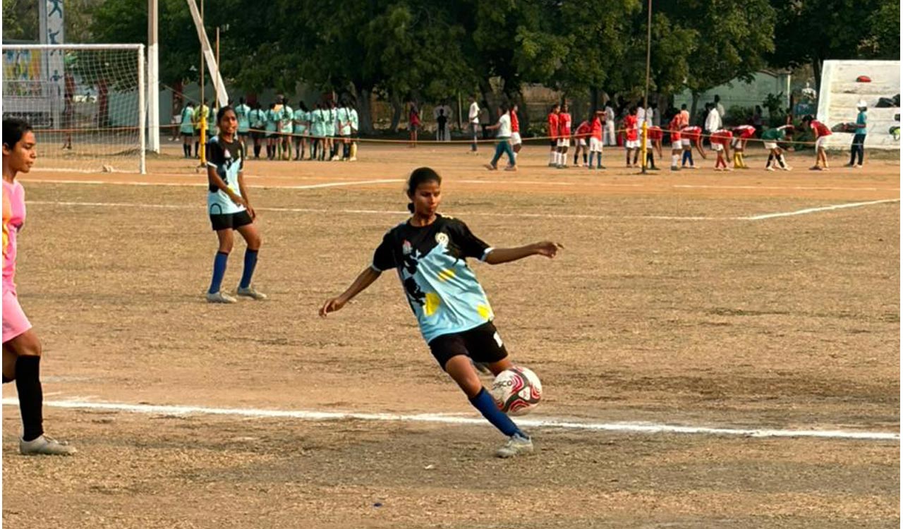 Narrow wins for DKR FC and XI Stars PKRFC in Asmita League