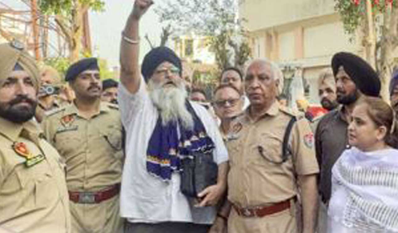 Punjab activist Gurjeet Khalsa brought down from BSNL tower after long protest