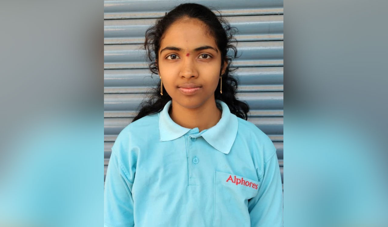 Mancherial: Coal miner daughter excels in Intermediate second year
