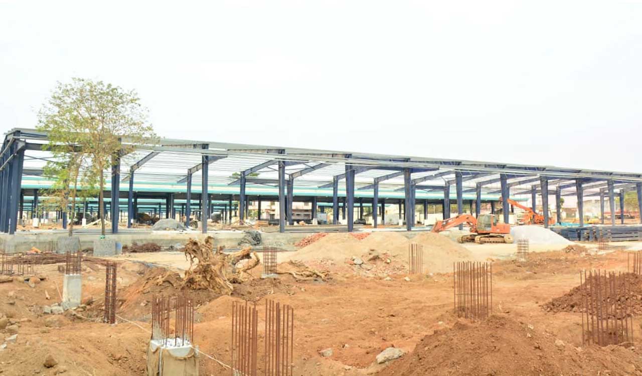 International-standard chilli yard works in Khammam Agricultural Market move at slow pace
