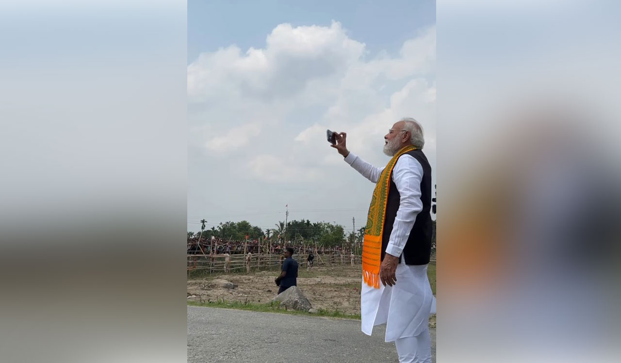 PM Modi shares Siliguri rally video, targets Trinamool Congress