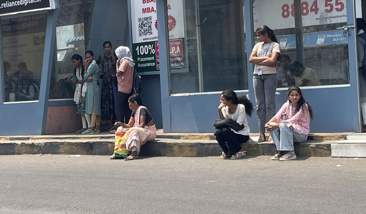 RTC strike cripples Telangana, commuters continue to bear the brunt on third day