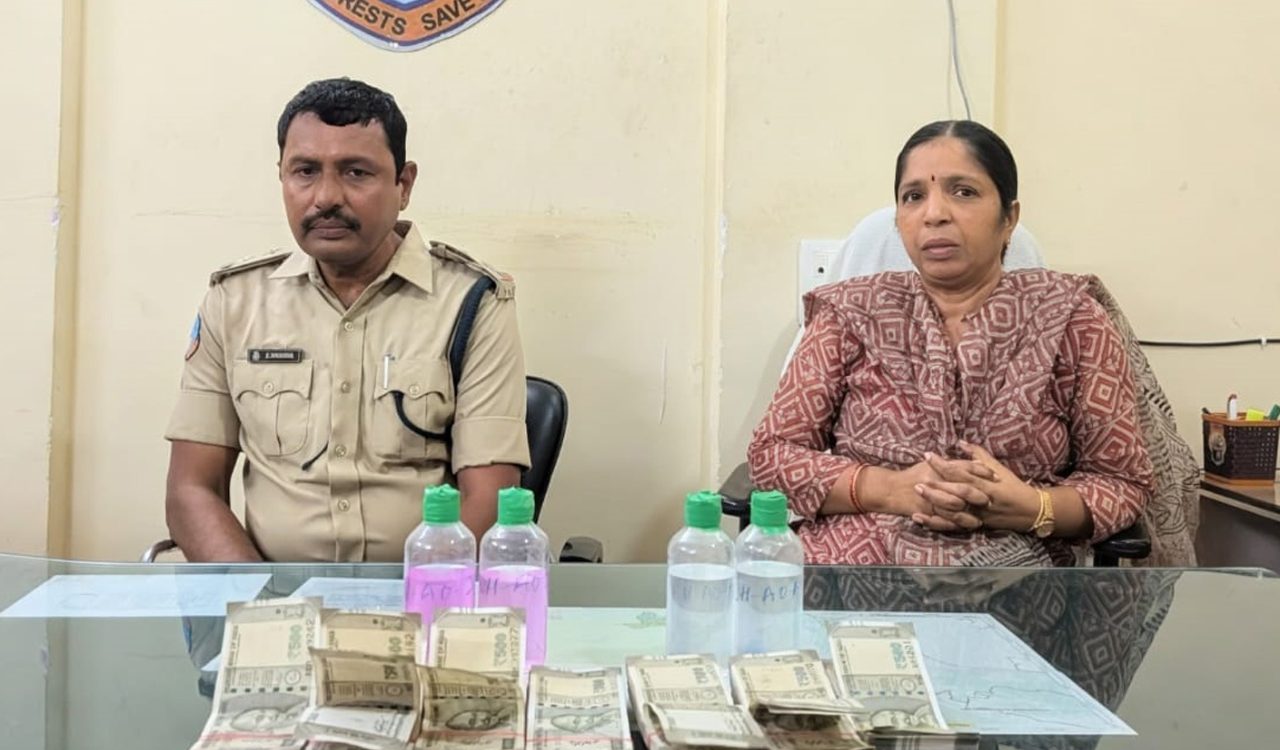 ACB traps Bhadrachalam forest officials for alleged Rs 3.5 lakh bribe in Kothagudem