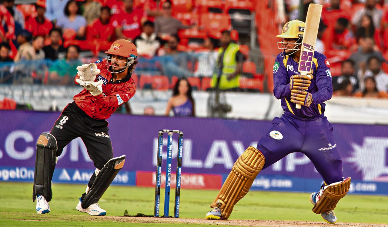 Kolkata Knight Riders keep playoff hopes alive with win over SRH