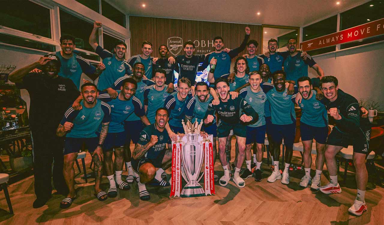 Arsenal wins Premier League title after 22 years as Man City draw seals crown