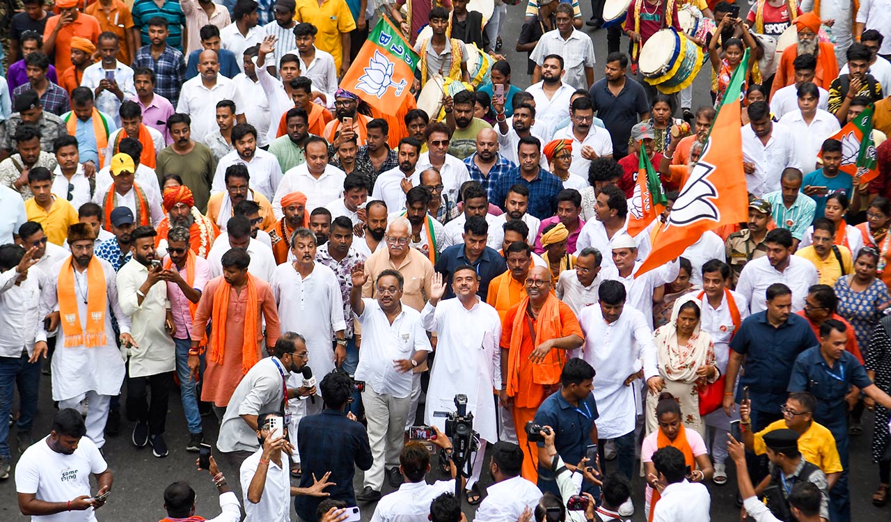 Unlike Trinamool, Bengal BJP decides not to encourage defections from other parties