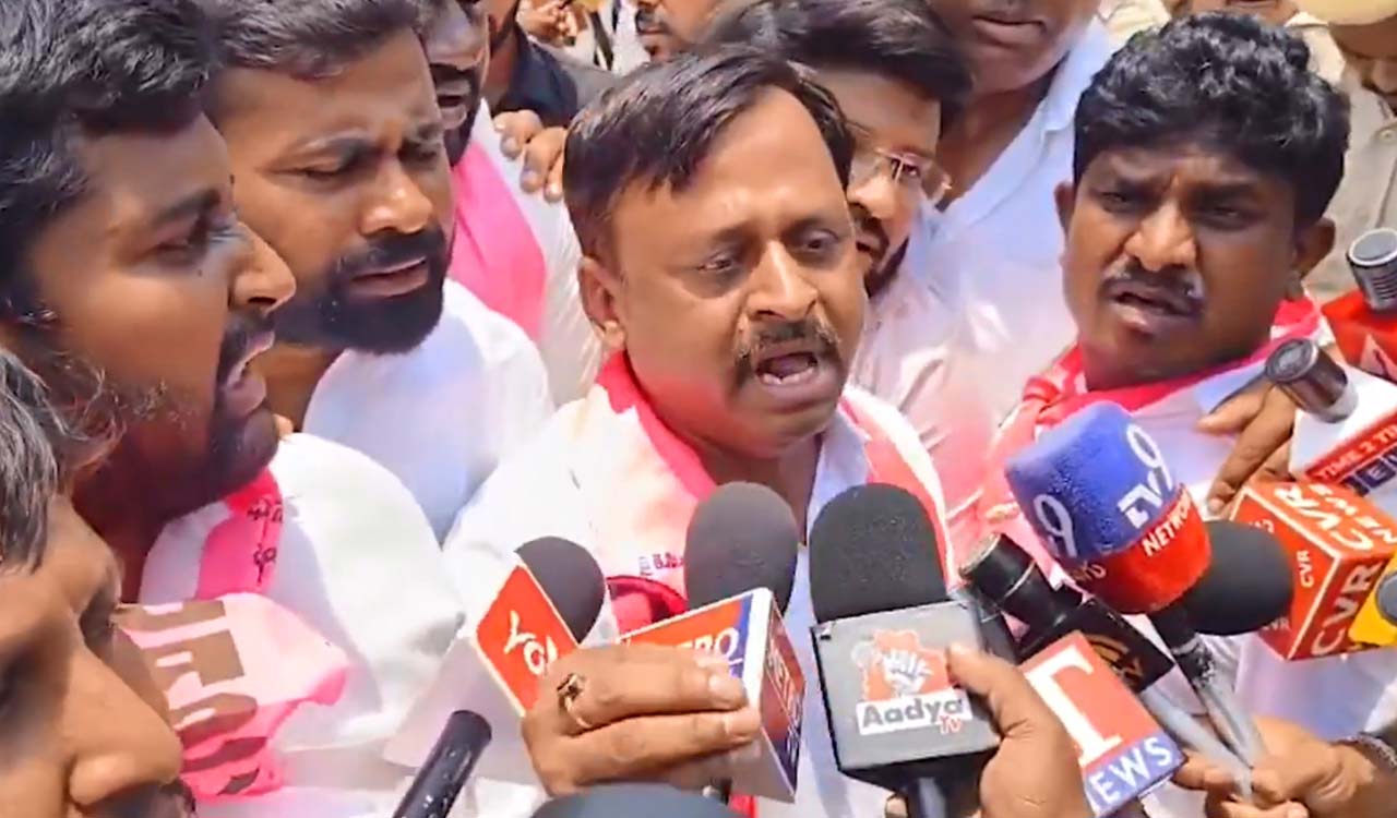 BRSV protests at Lok Bhavan over NEET-UG leak