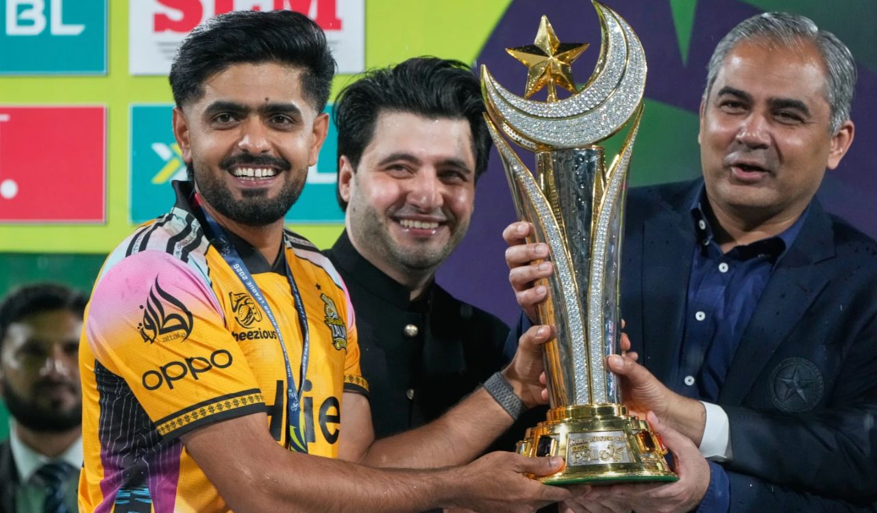 Hardie stars with ball and bat to lead Peshawar to first PSL cricket title since 2017