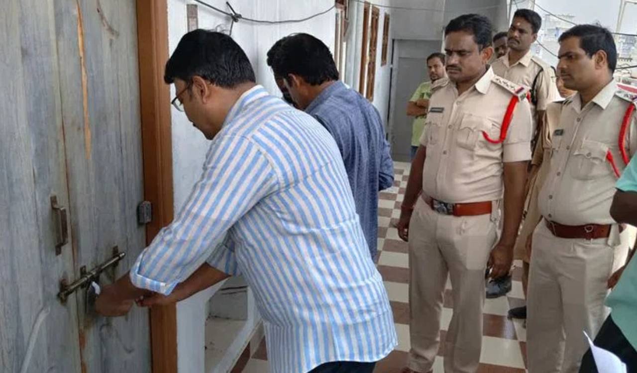 Dharmapuri lodge used by PMJ jewellery shop accused shut