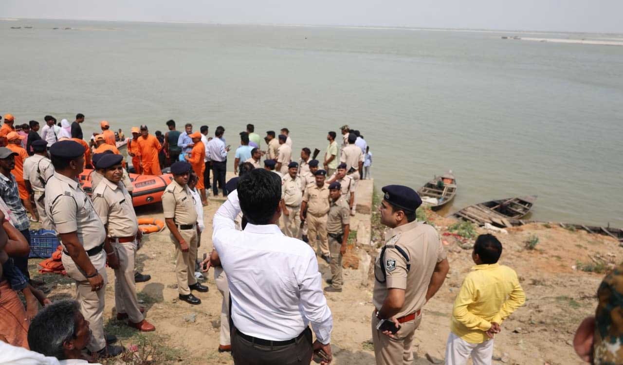 Three killed, four missing after boat capsizes in Ganga in Patna
