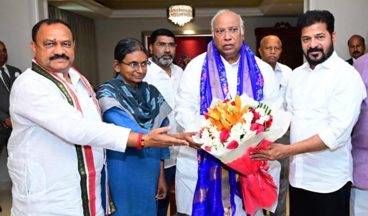 TPCC chief’s meeting with Kharge fuels speculation in Congress circles