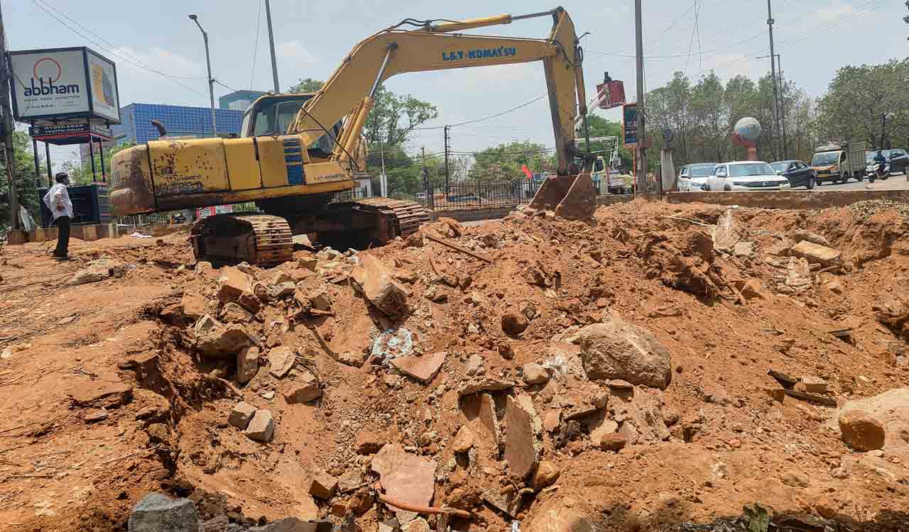 Steel flyover works begin near Indo-American Cancer Hospital in Hyderabad