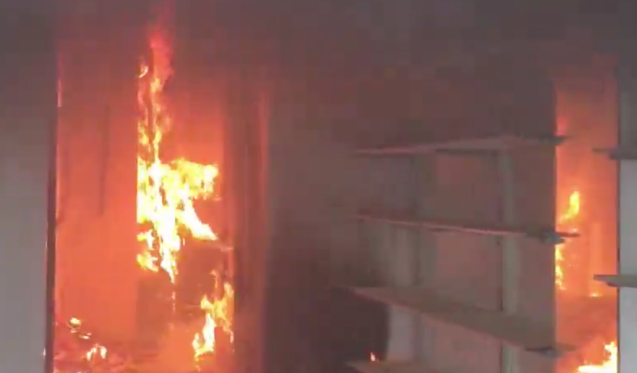 Hyderabad: Fire breaks out at furniture store in Asifnagar
