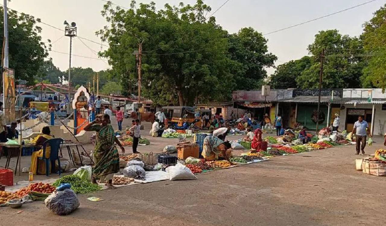 Khammam, Warangal reel under intense heatwave; markets deserted