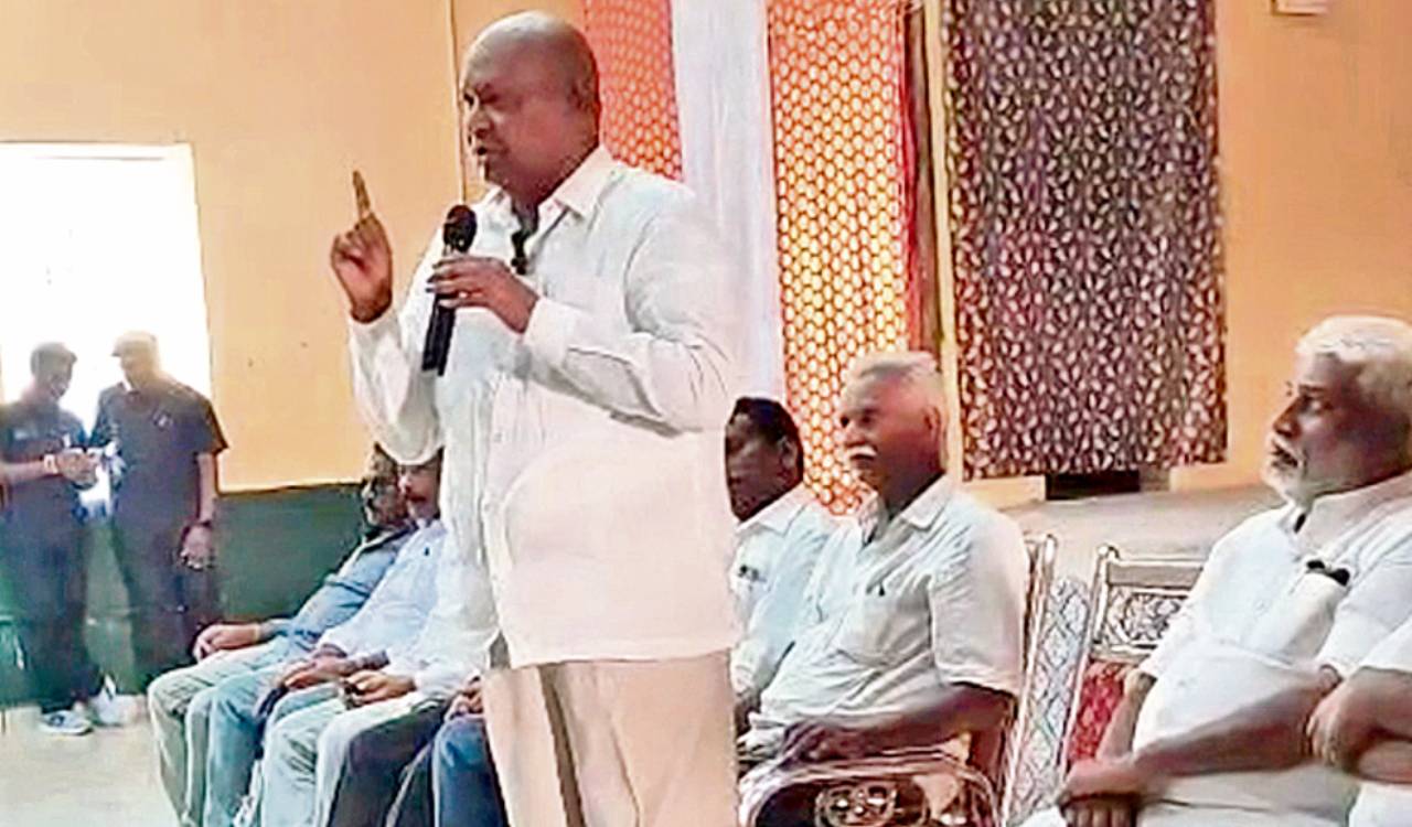 Ex-MLA Podem Veeraiah declares his candidature for Bhadrachalam seat amid party rift