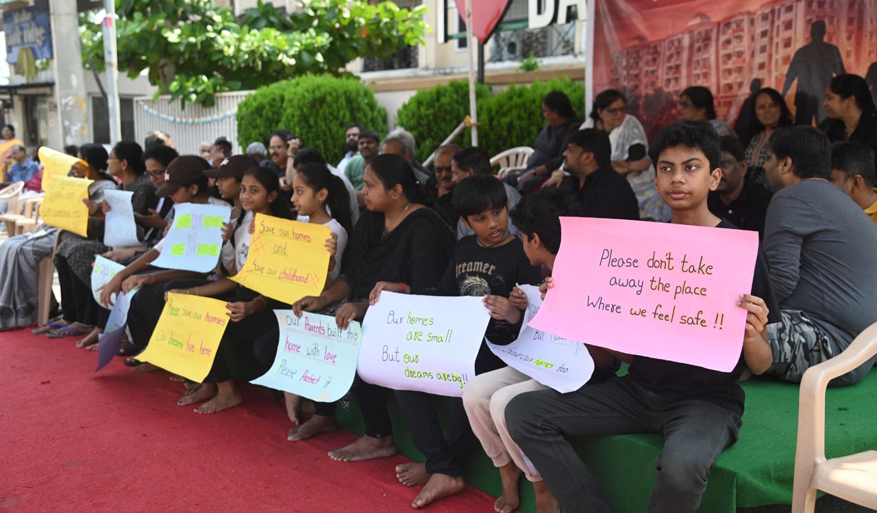 Madhu Park Ridge residents hold Musi Dandi march against land acquisition