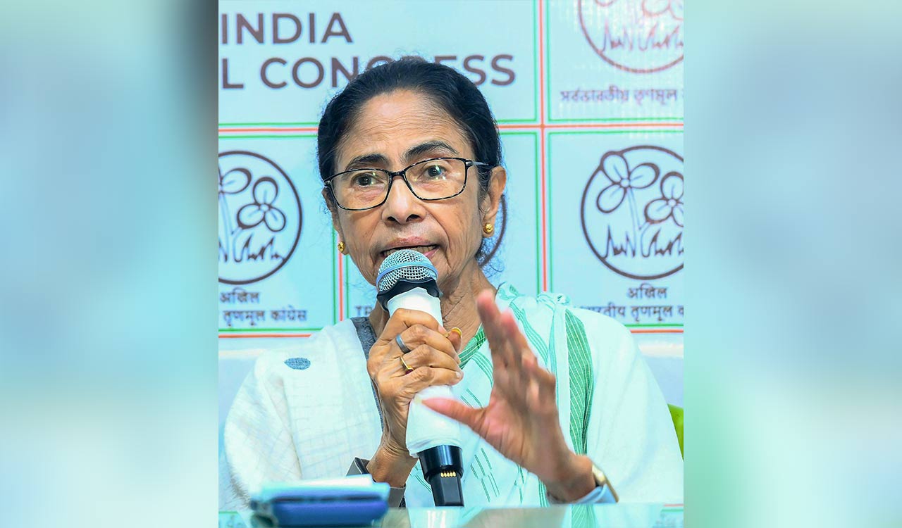 After Mamata Banerjee’s defeat, advisors to outgoing govt begin resigning
