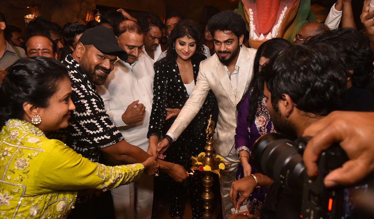 Manchu Manoj inaugurates dinosaur-themed Hiyya Mandi Restaurant in Kukatpally