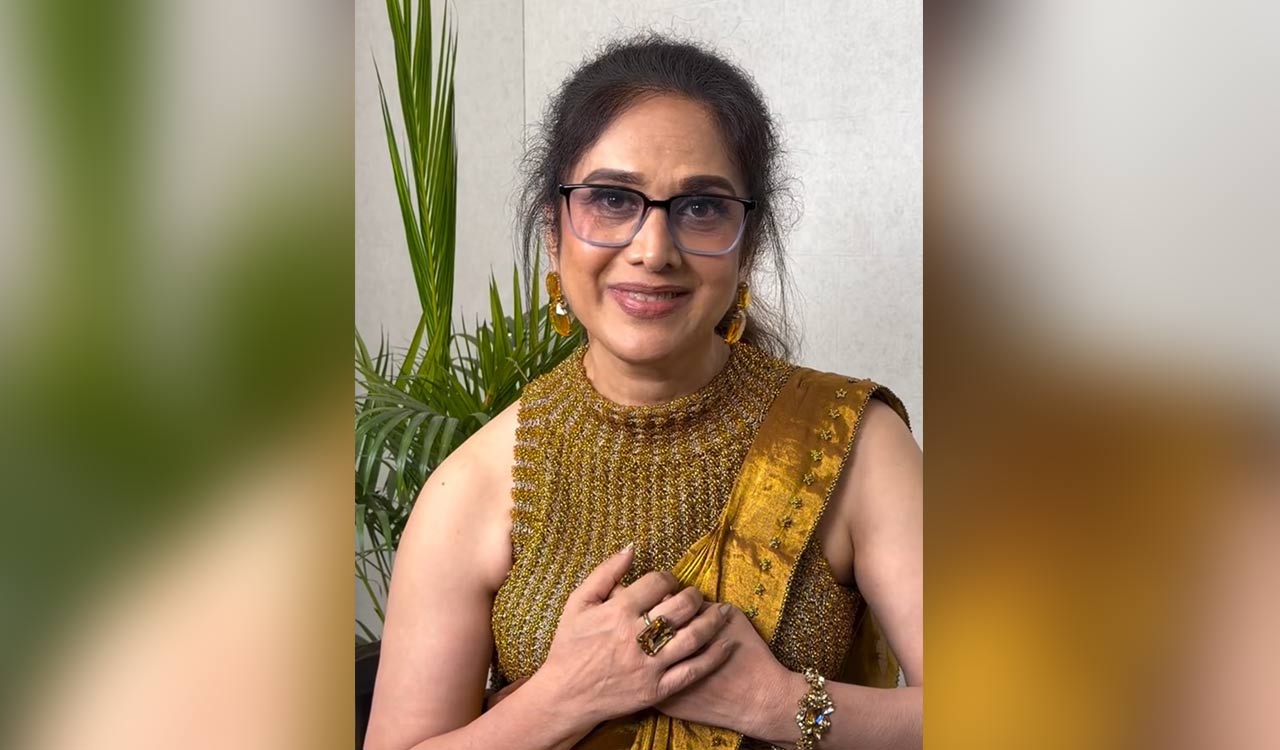 Meenakshi Seshadri follows Neena Gupta’s route, asks for work in Bollywood after 30 years