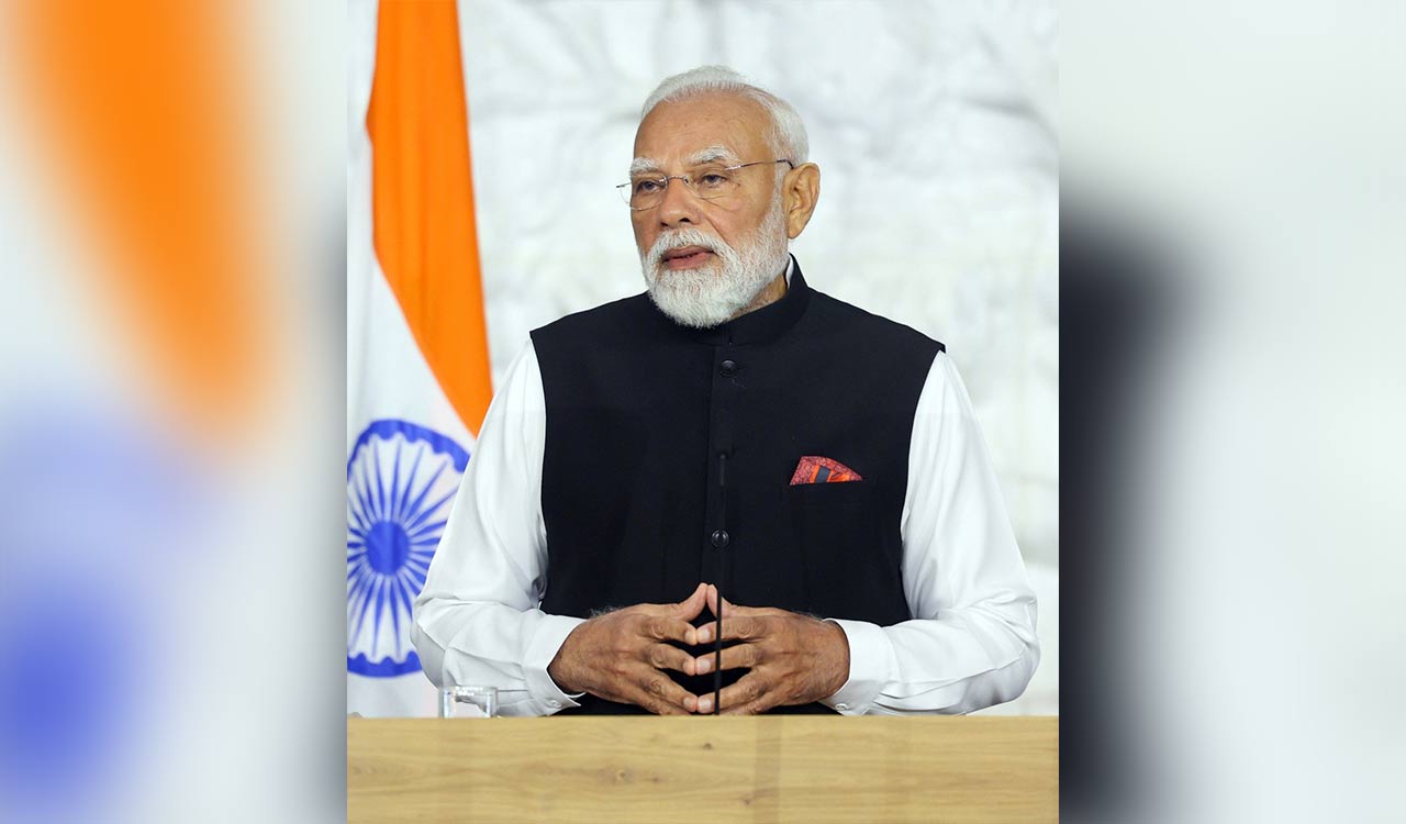 Heat is harsh, offer glass of water to others; such kindness goes a long way, says PM Modi