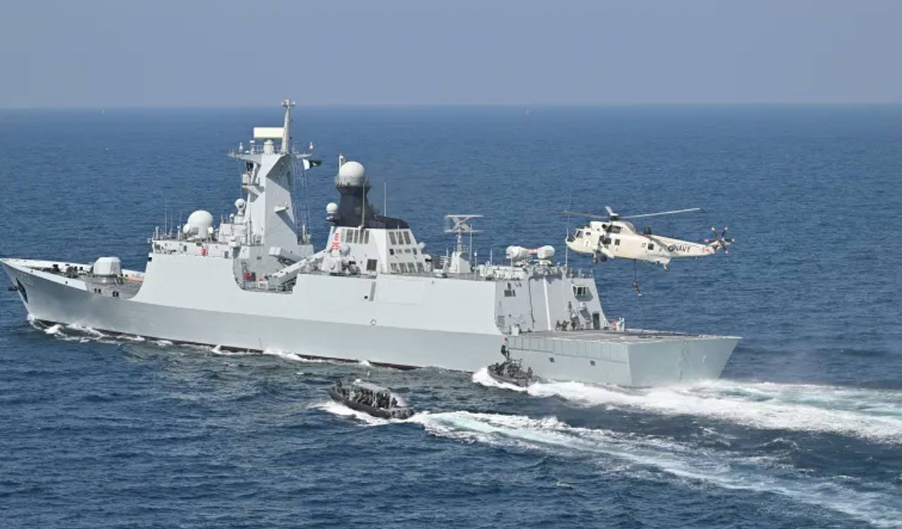 Pak Navy aids crew of Indian vessel stranded in Arabian Sea