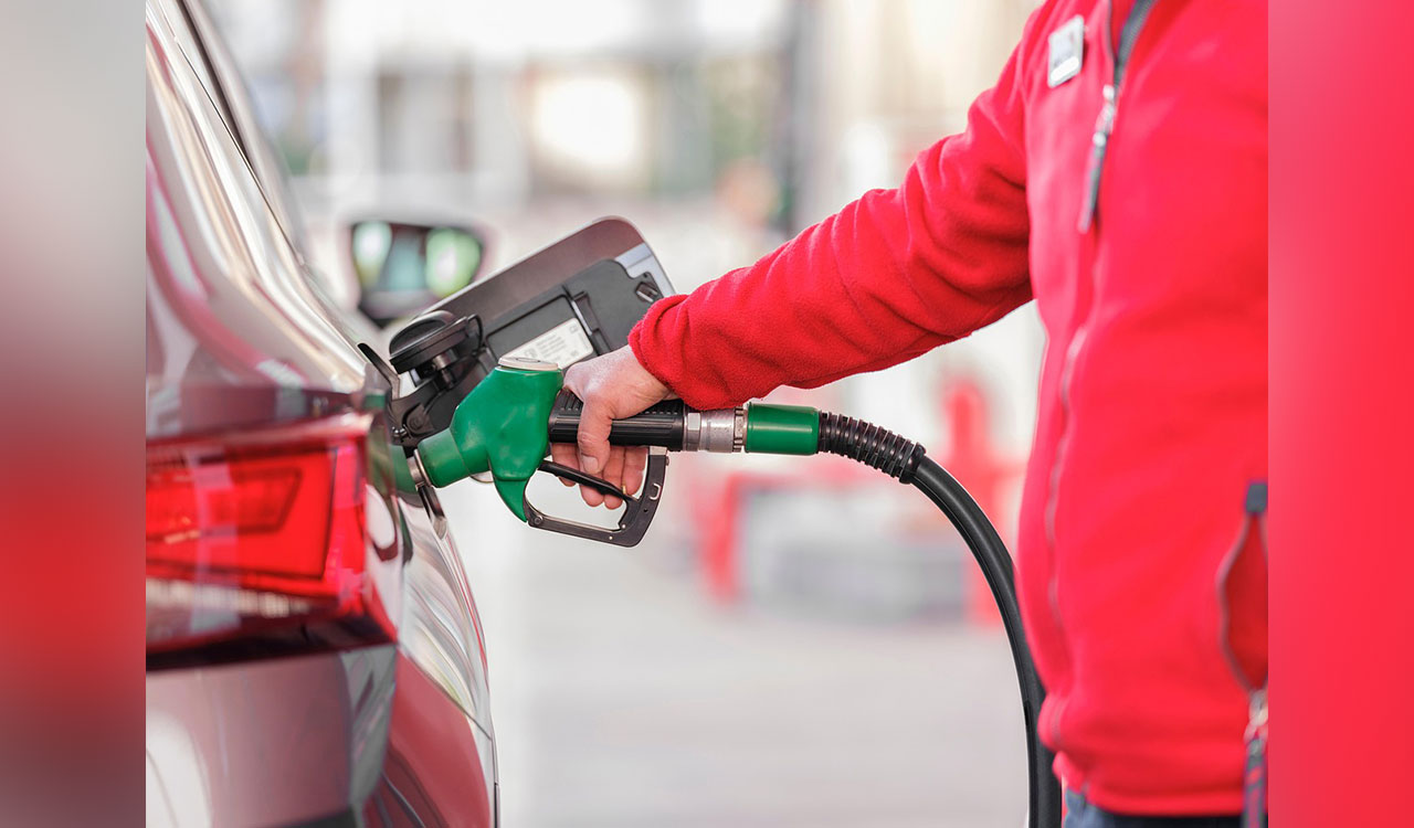 Hyderabad records highest petrol and diesel prices among metro cities
