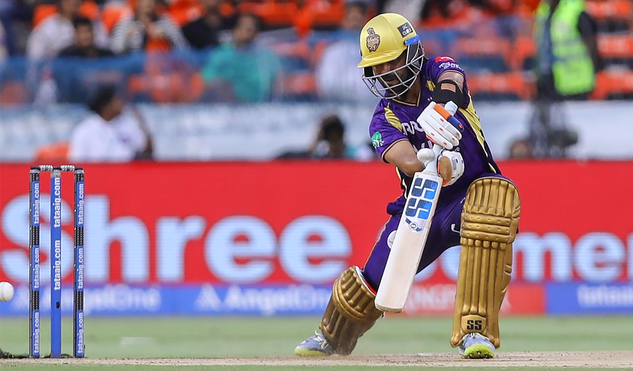 Kolkata Knight Riders keep playoff hopes alive with win over SRH