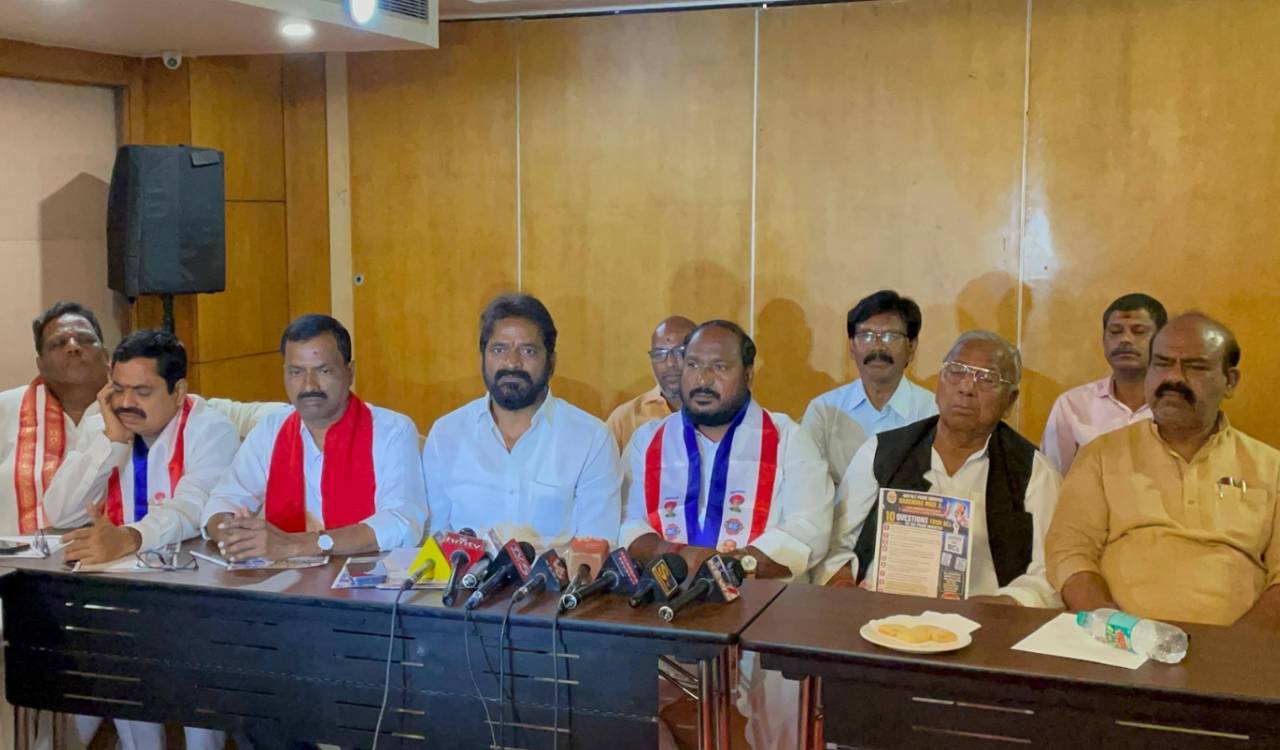 Ex minister Srinivas Goud demands BC enumeration in national census