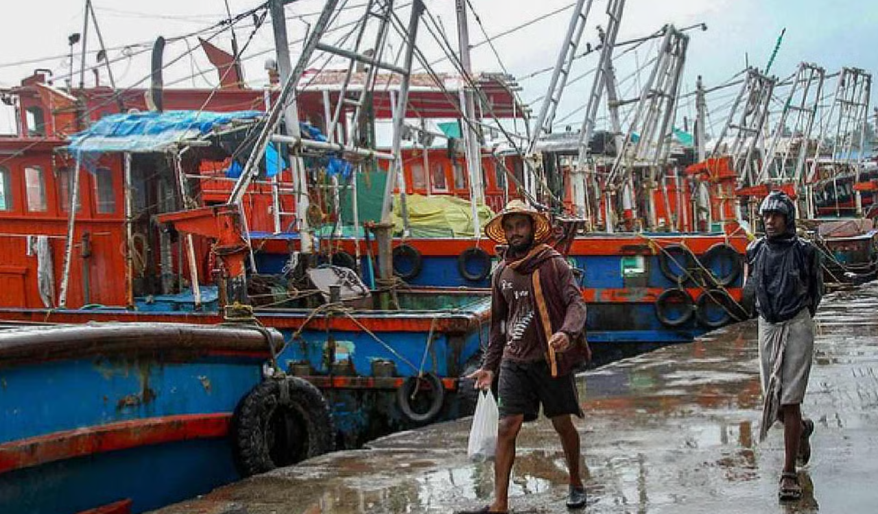 Kerala announces 52-day monsoon trawling ban from June 9