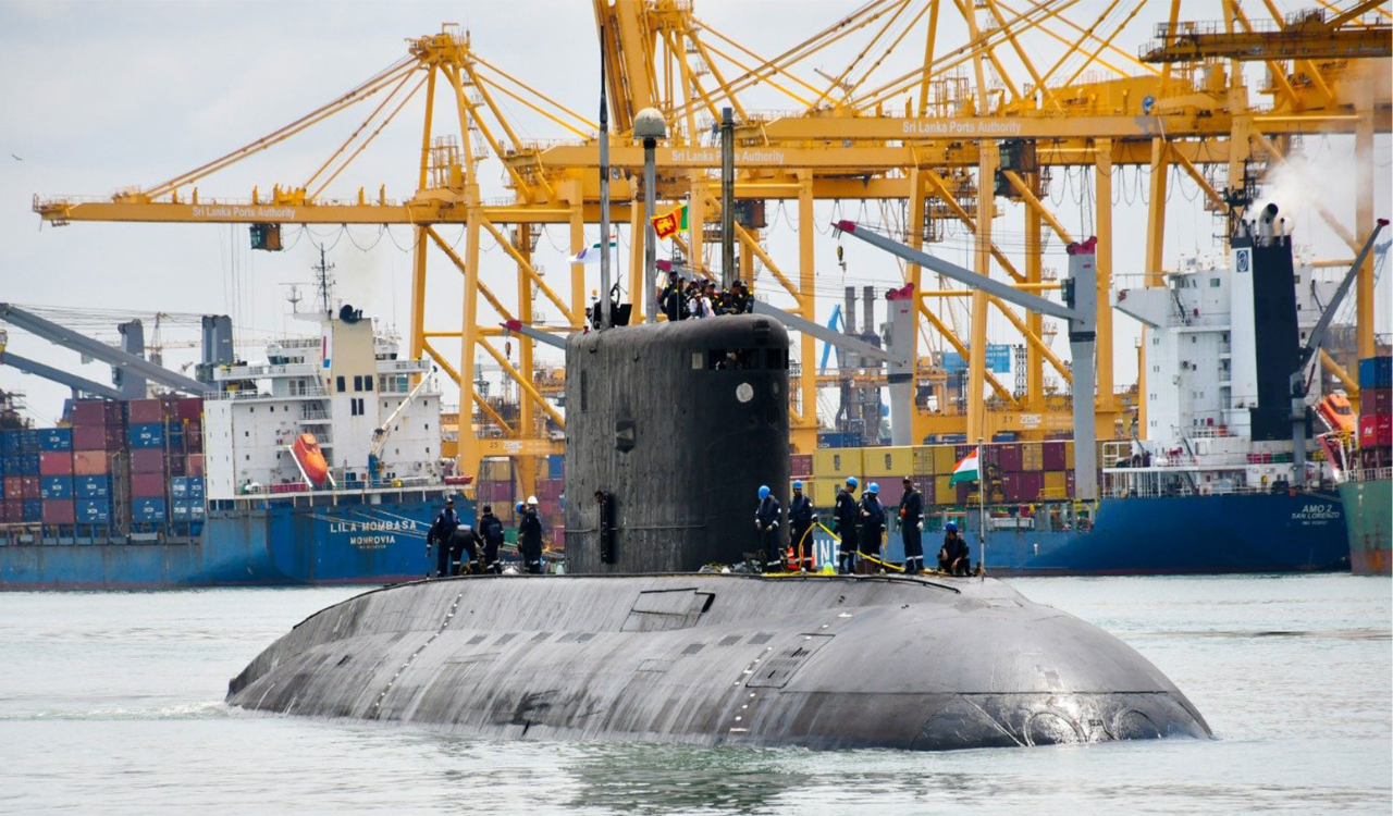 Indian submarine Sindhukesari arrives in Sri Lanka