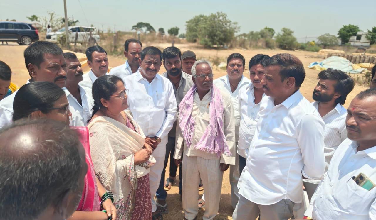 Cong govt just confined to statements over paddy procurement : Kotha Prabhakar Reddy