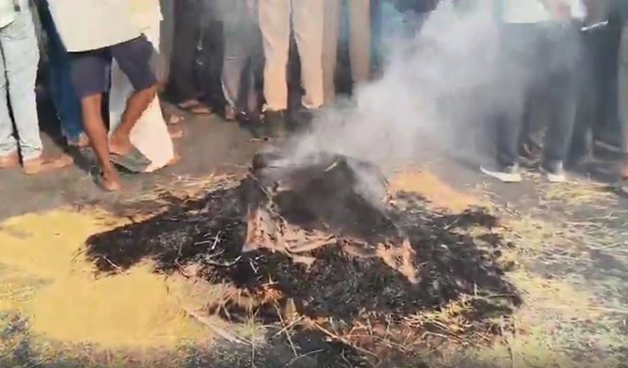Tension prevailed at Rajapet in Wanaparthy after farmers burnt their paddy sacks