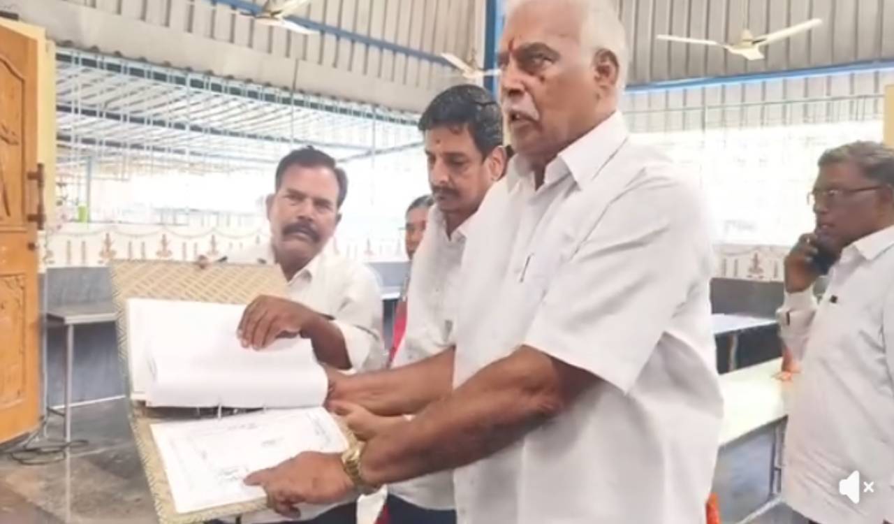 Notice against daily feeding centre is politically motivated: Ex-MLA Konappa