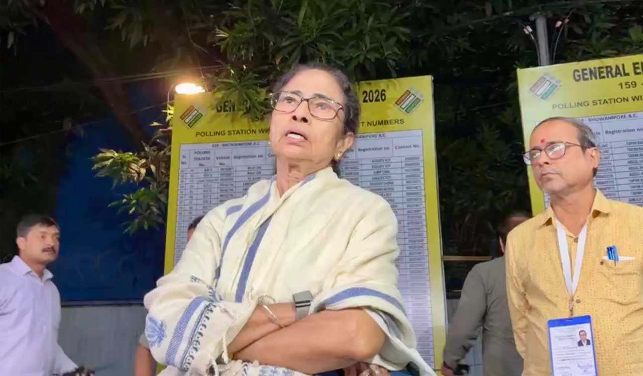 Mamata Banerjee has ‘panicked’ before poll results: BJP MPs on Bengal CM’s strong room visit